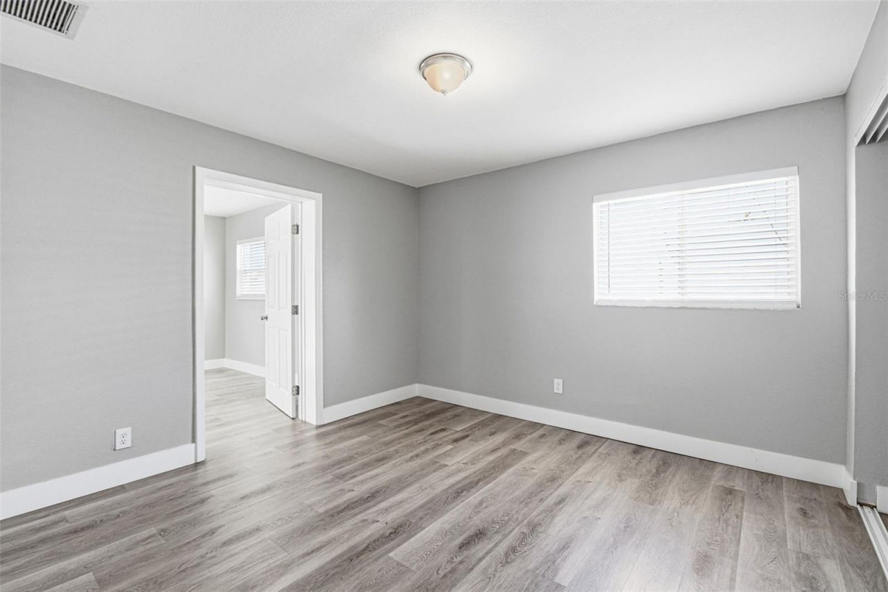 310 93rd Avenue N, Saint Petersburg, FL 33702 Photo