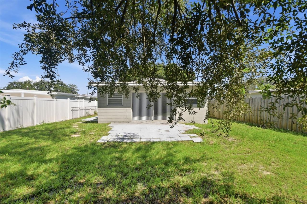 310 93rd Avenue N, Saint Petersburg, FL 33702 Photo