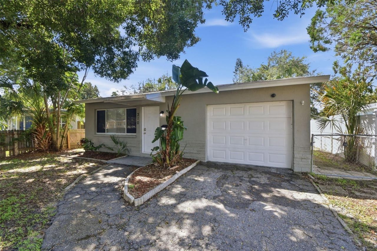 310 93rd Avenue N, Saint Petersburg, FL 33702 Photo