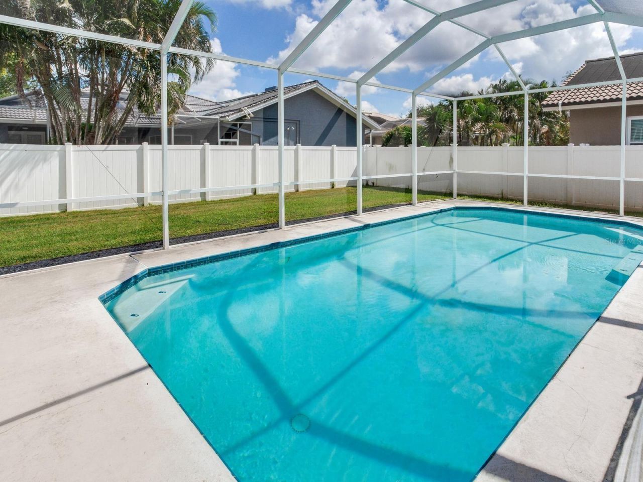 11581 Shelly Circle, Seminole, FL 33772 Photo