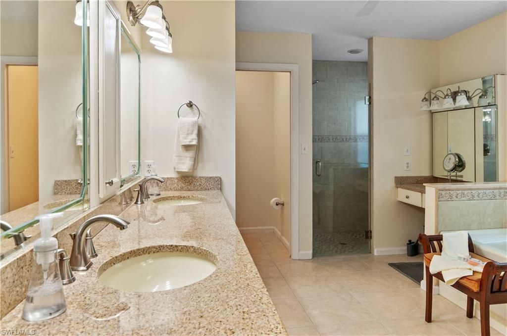 6041 Westbourgh Dr , Naples, FL 34112 Photo