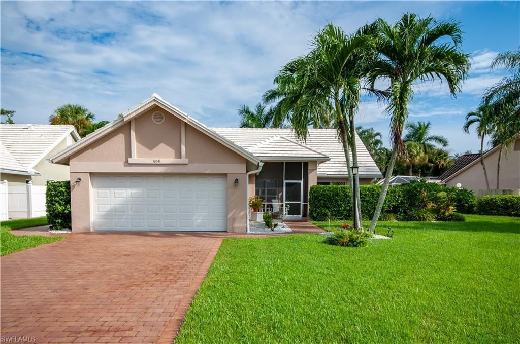 6041 Westbourgh Dr , Naples, FL 34112 Photo