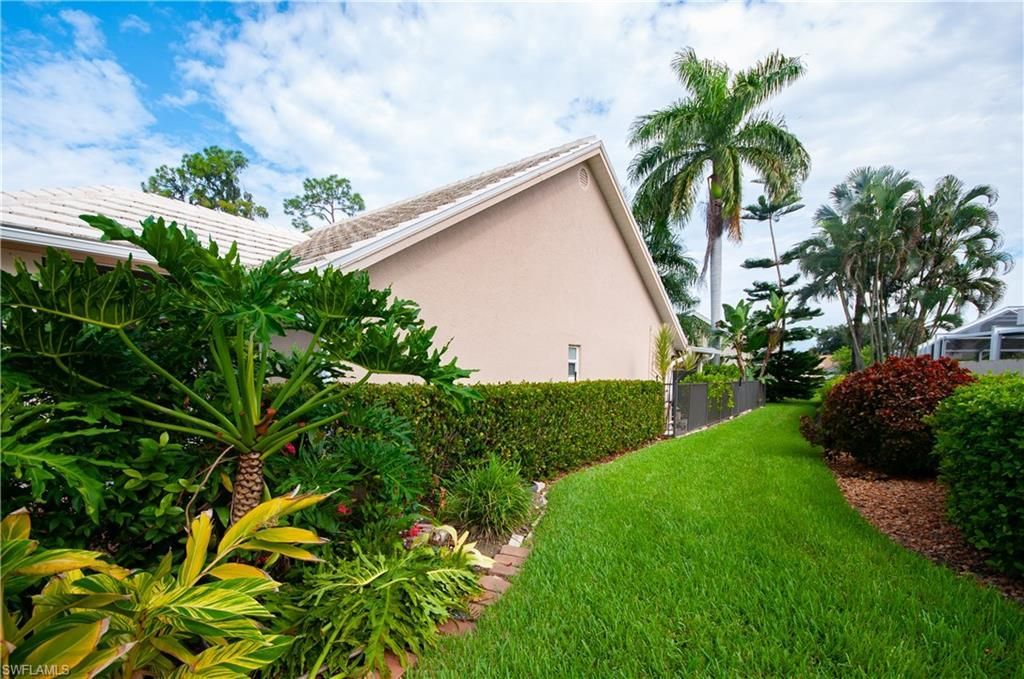 6041 Westbourgh Dr , Naples, FL 34112 Photo