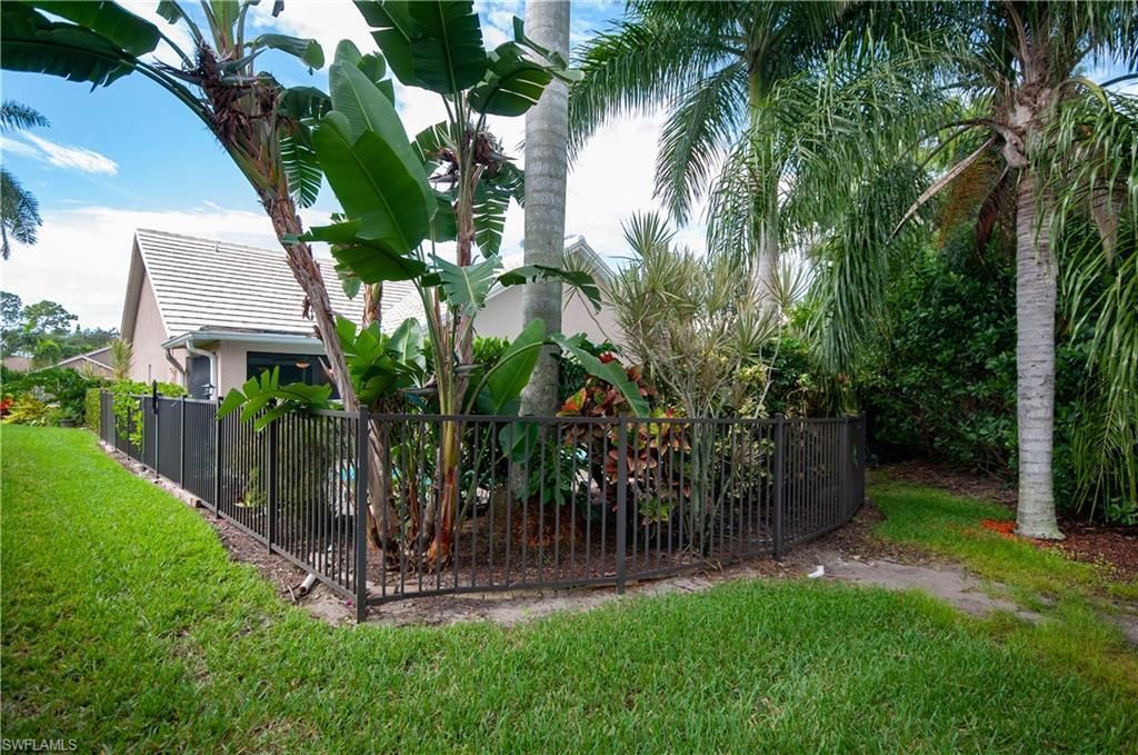 6041 Westbourgh Dr , Naples, FL 34112 Photo