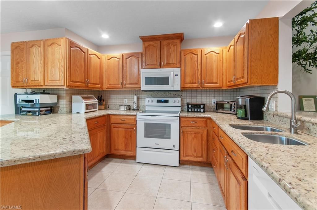 6041 Westbourgh Dr , Naples, FL 34112 Photo