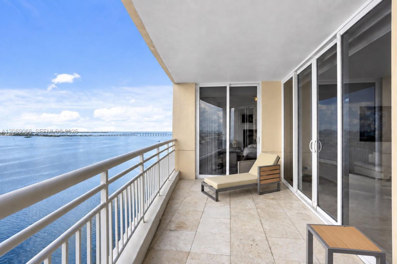 808 Brickell Key Dr, Unit 2002, Miami, FL 33131 Photo