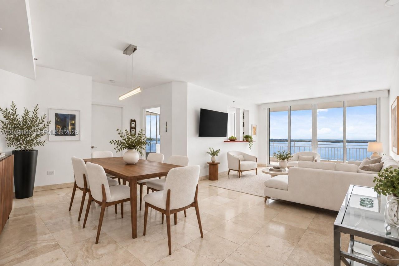 808 Brickell Key Dr, Unit 2002, Miami, FL 33131 Photo