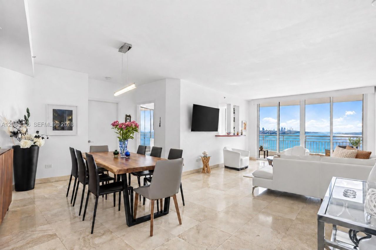 808 Brickell Key Dr, Unit 2002, Miami, FL 33131 Photo