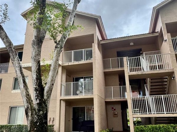 10521 SW 157th Pl , Unit 306, Miami, FL 33196