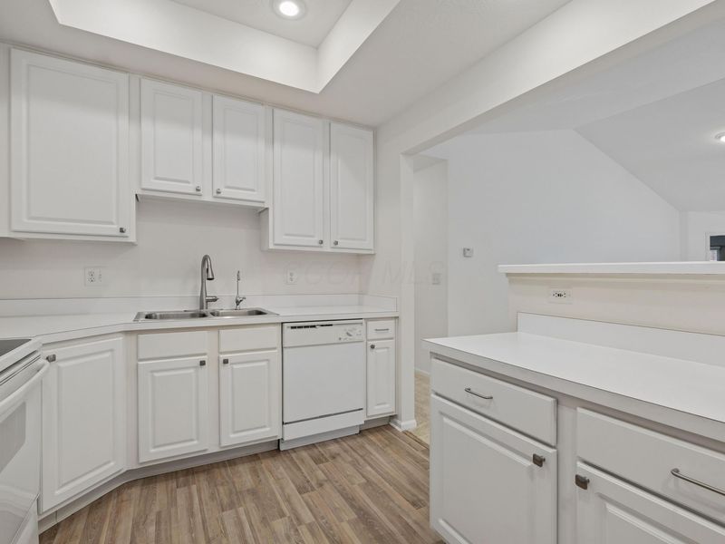 1355 Woodberry Place , Gahanna, OH 43230 Photo 20