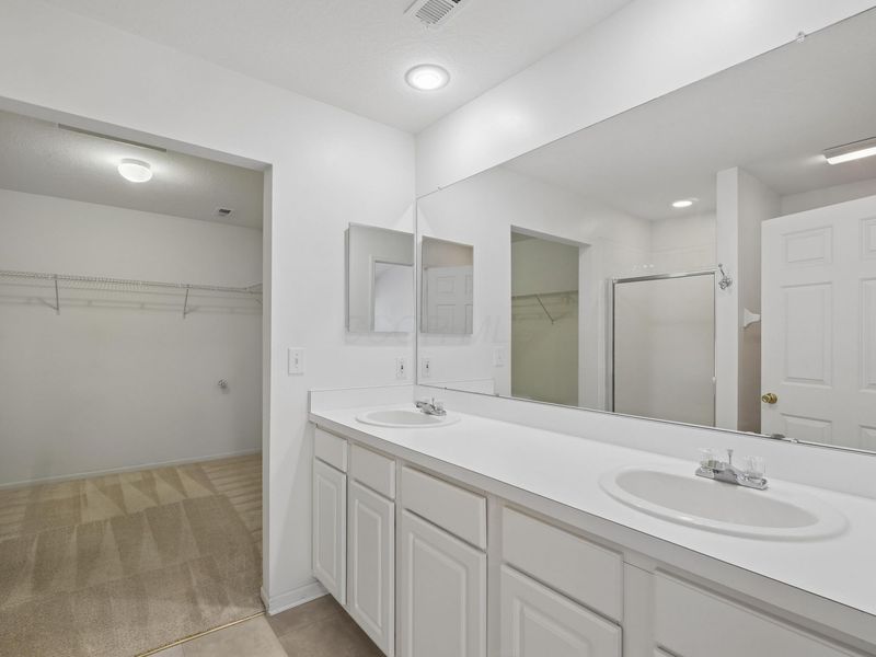 1355 Woodberry Place , Gahanna, OH 43230 Photo 22