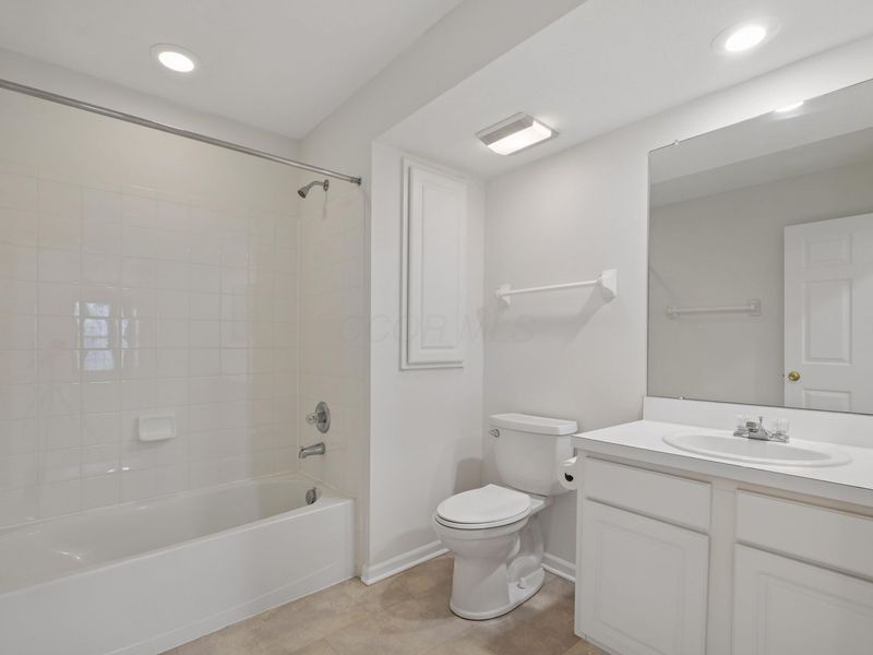 1355 Woodberry Place , Gahanna, OH 43230 Photo 23