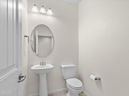 907 W End Street, Carson City, NV 89701 Photo
