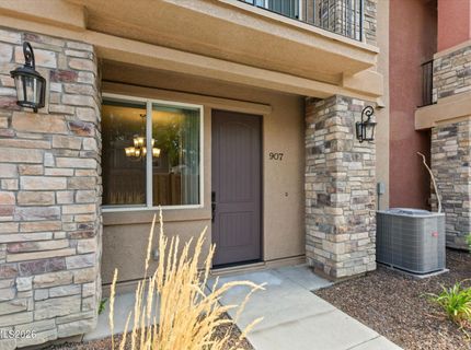 907 W End Street, Carson City, NV 89701 Photo