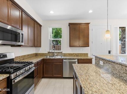 907 W End Street, Carson City, NV 89701 Photo