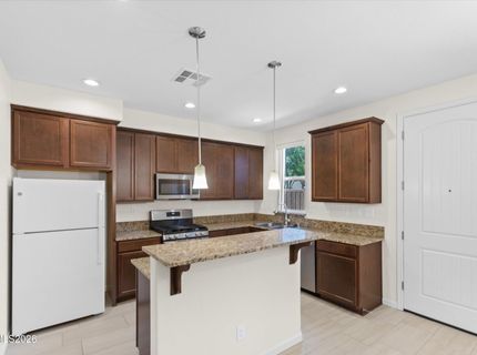 907 W End Street, Carson City, NV 89701 Photo
