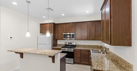 907 W End Street, Carson City, NV 89701 Photo
