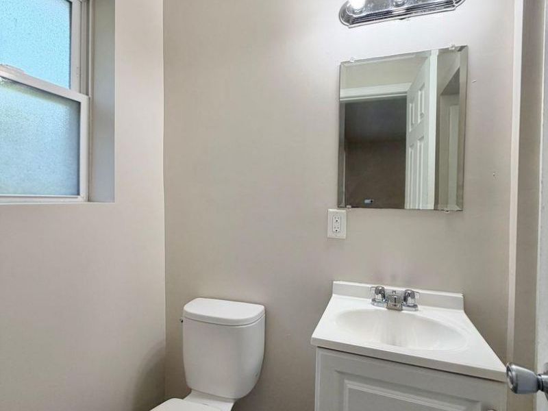 7743 Reading Road, Cincinnati, OH 45237 Photo 3