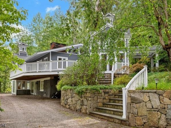 84 Lake Tr E, Harding, NJ 07976