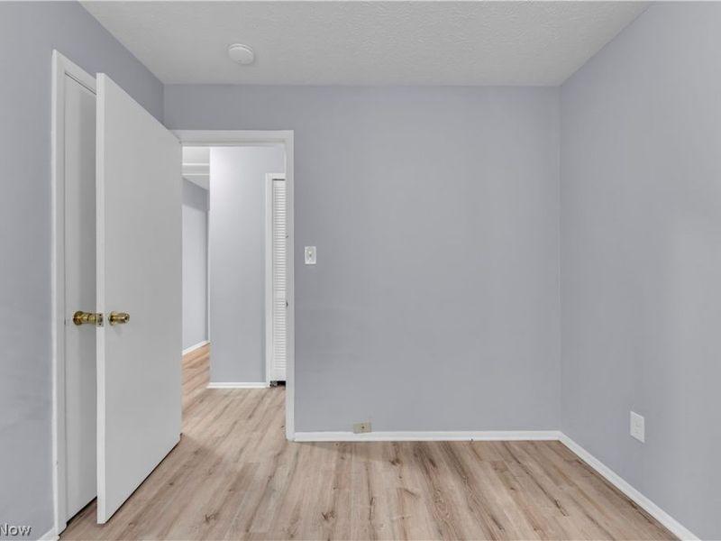 1080 E 167th Street, Cleveland, OH 44110 Photo 11