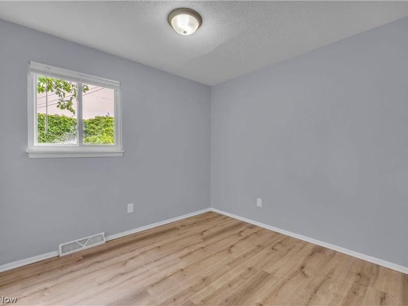 1080 E 167th Street, Cleveland, OH 44110 Photo 14