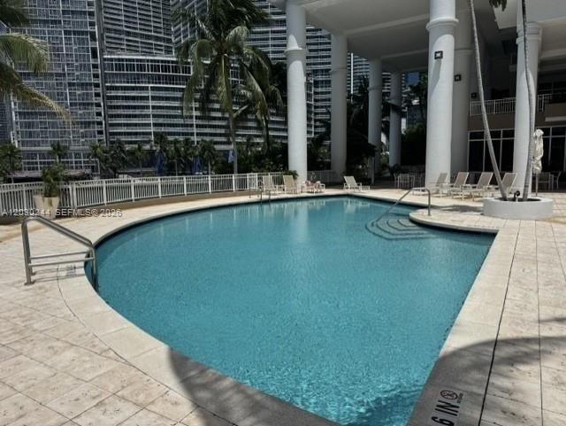 801 Brickell Key Blvd , Unit 2502, Miami, FL 33131 Photo