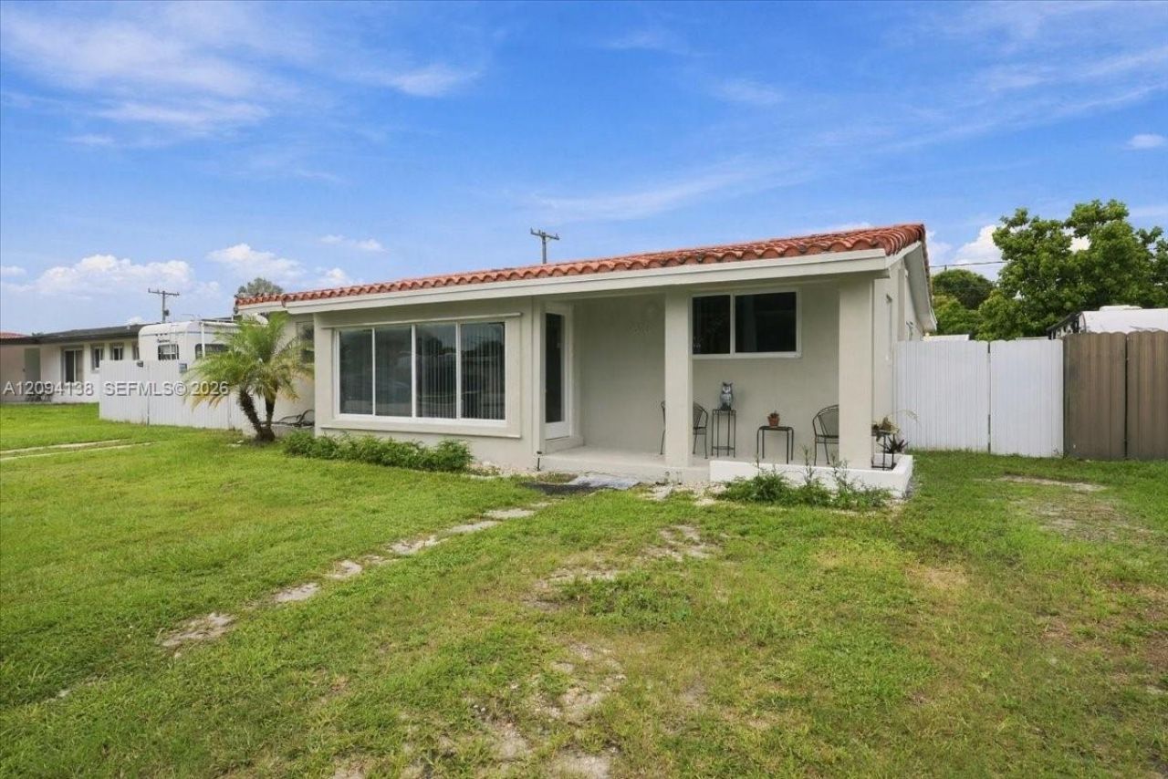 9625 Dominican Dr, Cutler Bay, FL 33189 Photo