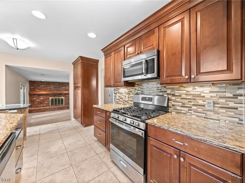 32955 Nimrod Street, Solon, OH 44139 Photo 13