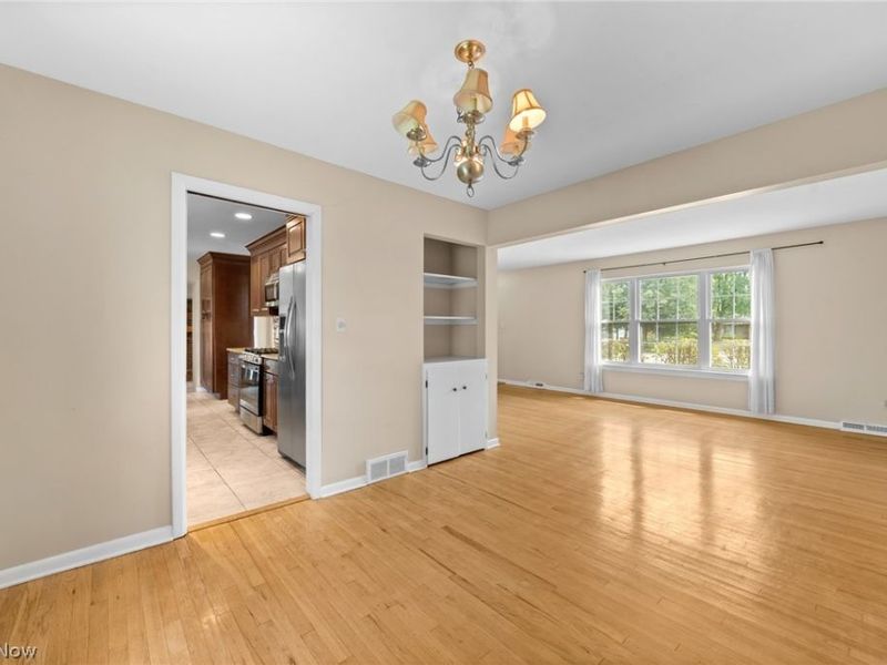 32955 Nimrod Street, Solon, OH 44139 Photo 9