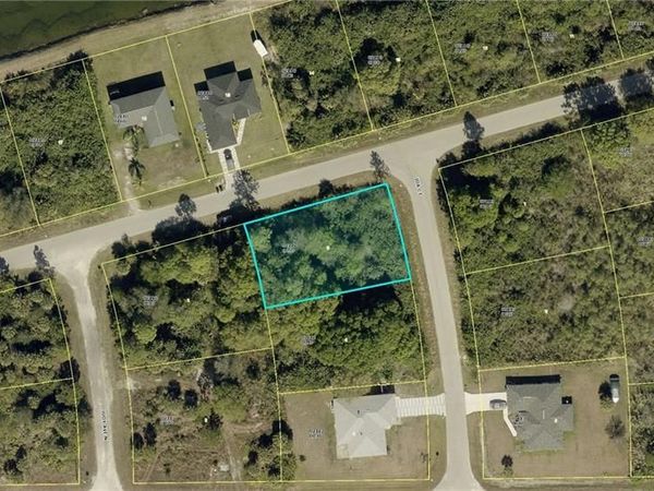 2605 Ida CT , LEHIGH ACRES, FL 33971