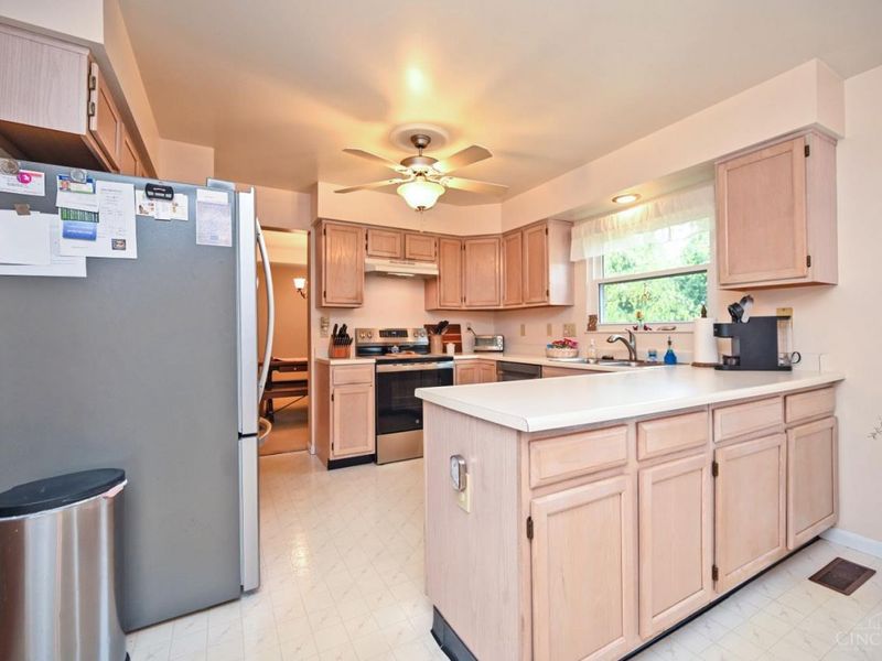 208 Eagleview Way, Reading, OH 45215 Photo 18
