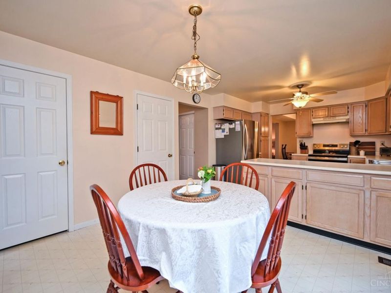 208 Eagleview Way, Reading, OH 45215 Photo 19