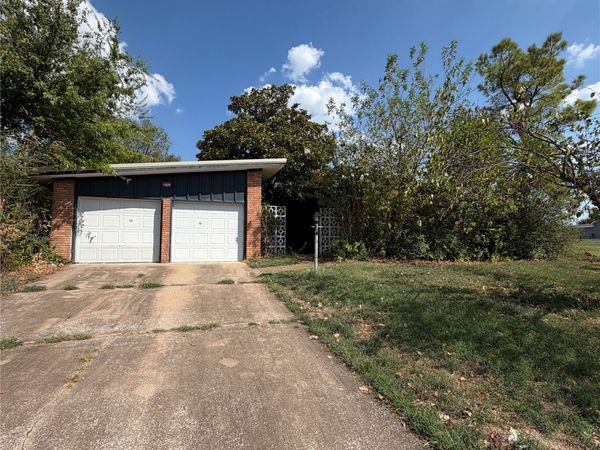 2065 S 75th East Avenue , Tulsa, OK 74112