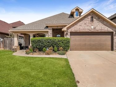 4332 Sweet Clover Lane, Fort Worth, TX 76036