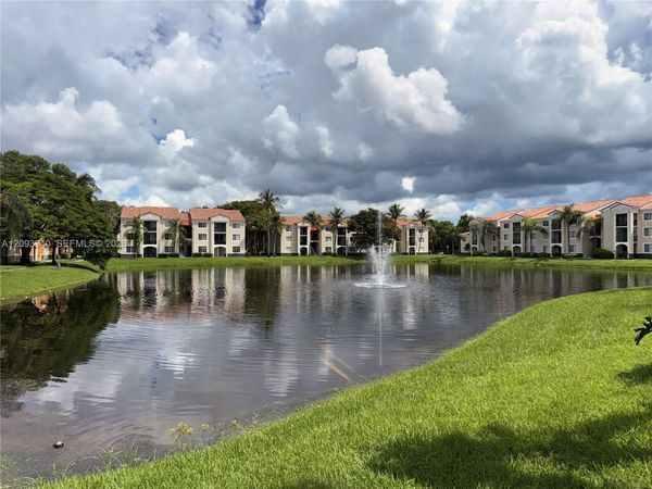 2351 W Preserve Way , Unit 102, Miramar, FL 33025
