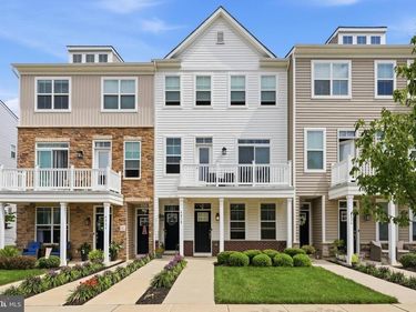 4818 FRANKLIN CIRCLE, PIPERSVILLE, PA 18947