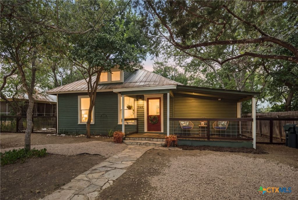 524 Lindsey Street, San Marcos, TX 78666 Main Photo