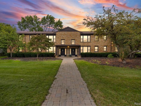 617 E Lincoln Avenue , Unit 5, Royal Oak, Mi 48067