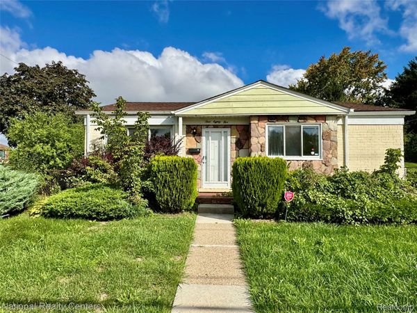 185 Gage Street , Pontiac, Mi 48342