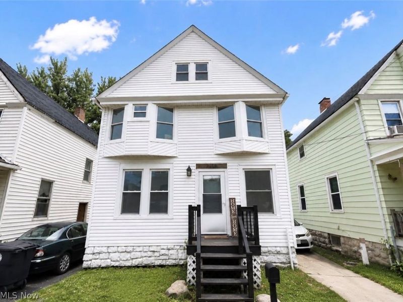 3916 Mapledale Avenue, Cleveland, OH 44109 Photo 1