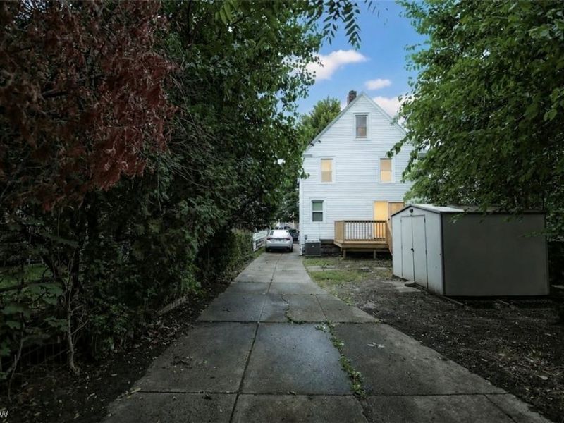 3916 Mapledale Avenue, Cleveland, OH 44109 Photo 5