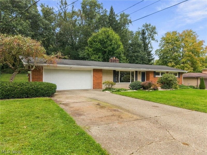 2033 Clearview Street NE, Massillon, OH 44646 Photo 3