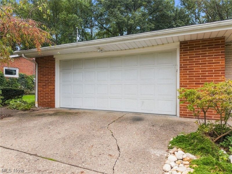 2033 Clearview Street NE, Massillon, OH 44646 Photo 4