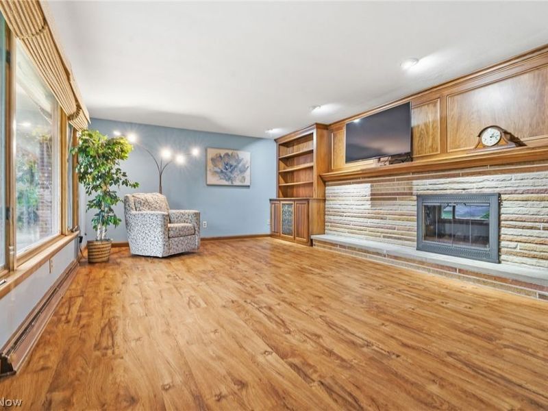 2033 Clearview Street NE, Massillon, OH 44646 Photo 7