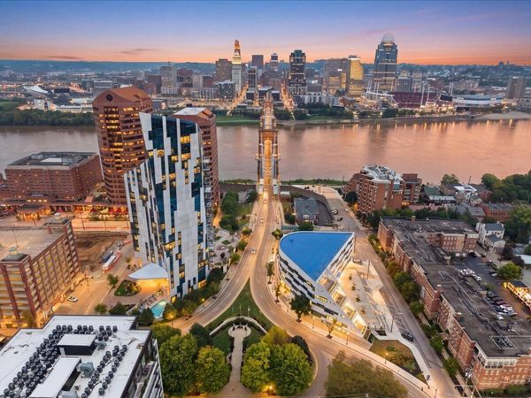 1 Roebling Way, Unit 404, Covington, KY 41011