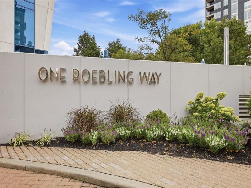 1 Roebling Way, Unit 404, Covington, KY 41011 Photo 3