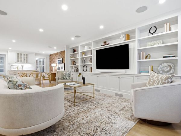 32 Pleasant Street, Boston, MA 02129