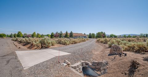 1411 Brentwood Court, Gardnerville, NV 89410 Photo