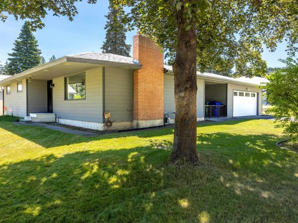 2609 W Waikiki St, Spokane, WA 99218