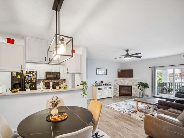6255 Beechtree Drive, Unit 3205, West Des Moines, IA 50266